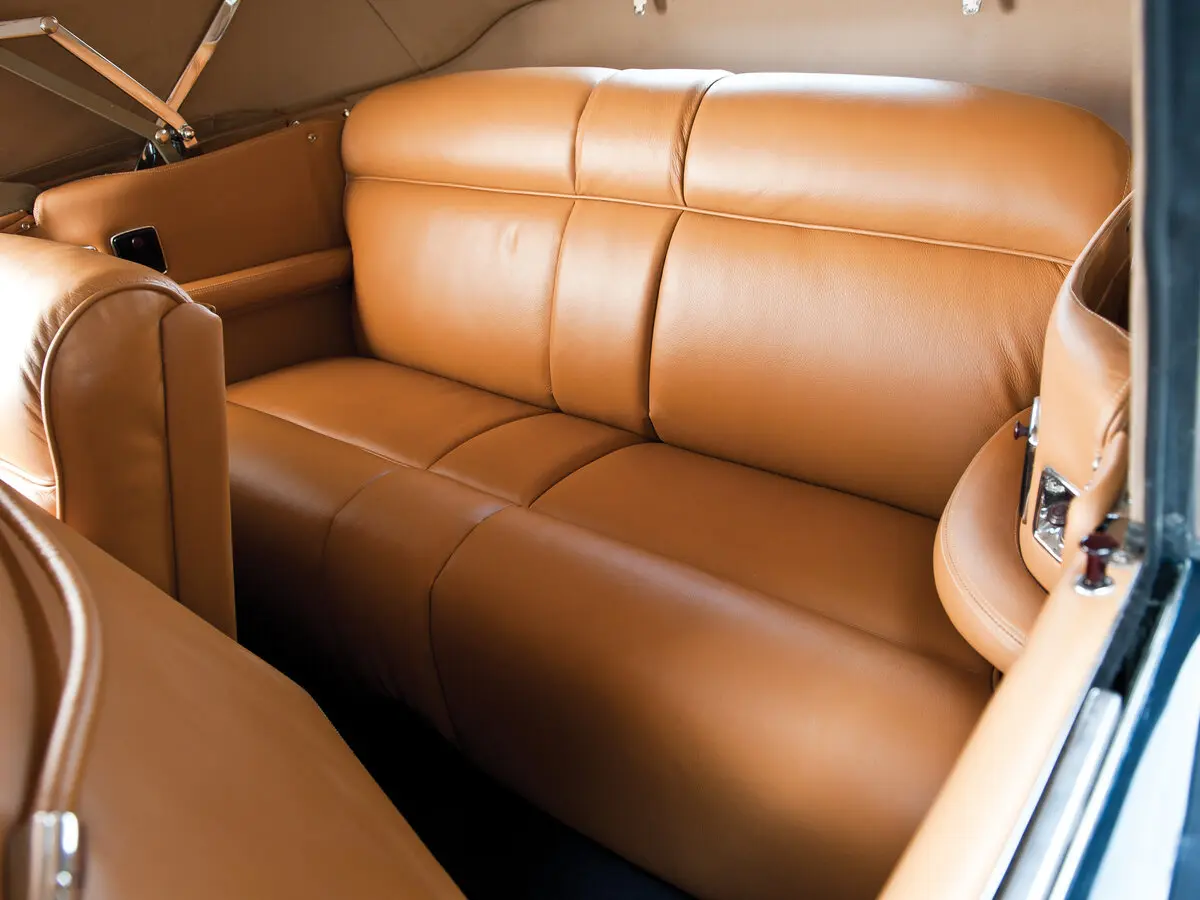Lincoln Continental I Рестайлинг 2 Кабриолет — сүрөт 7