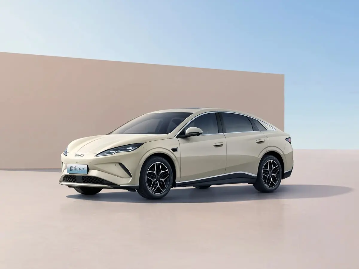 BYD Seal 06 I Седан EV