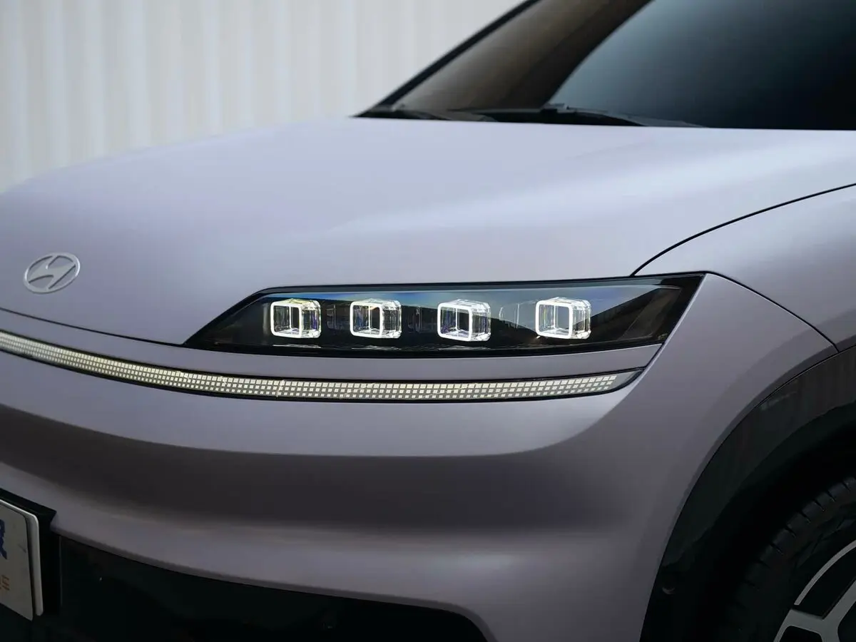 Hyundai Elexio 2025 – н.в. Внедорожник 5 дв. — сүрөт 13