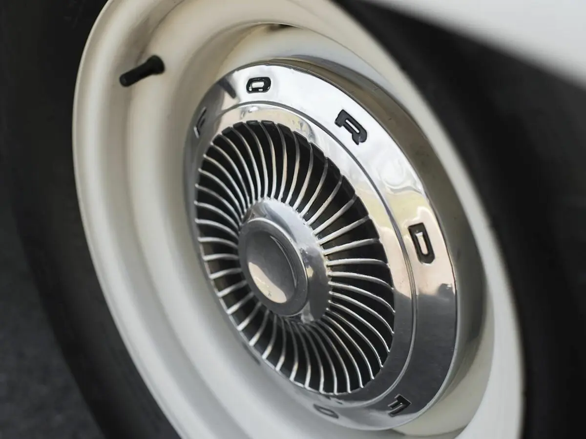 Ford 300 1963 – 1963 Купе — сүрөт 7