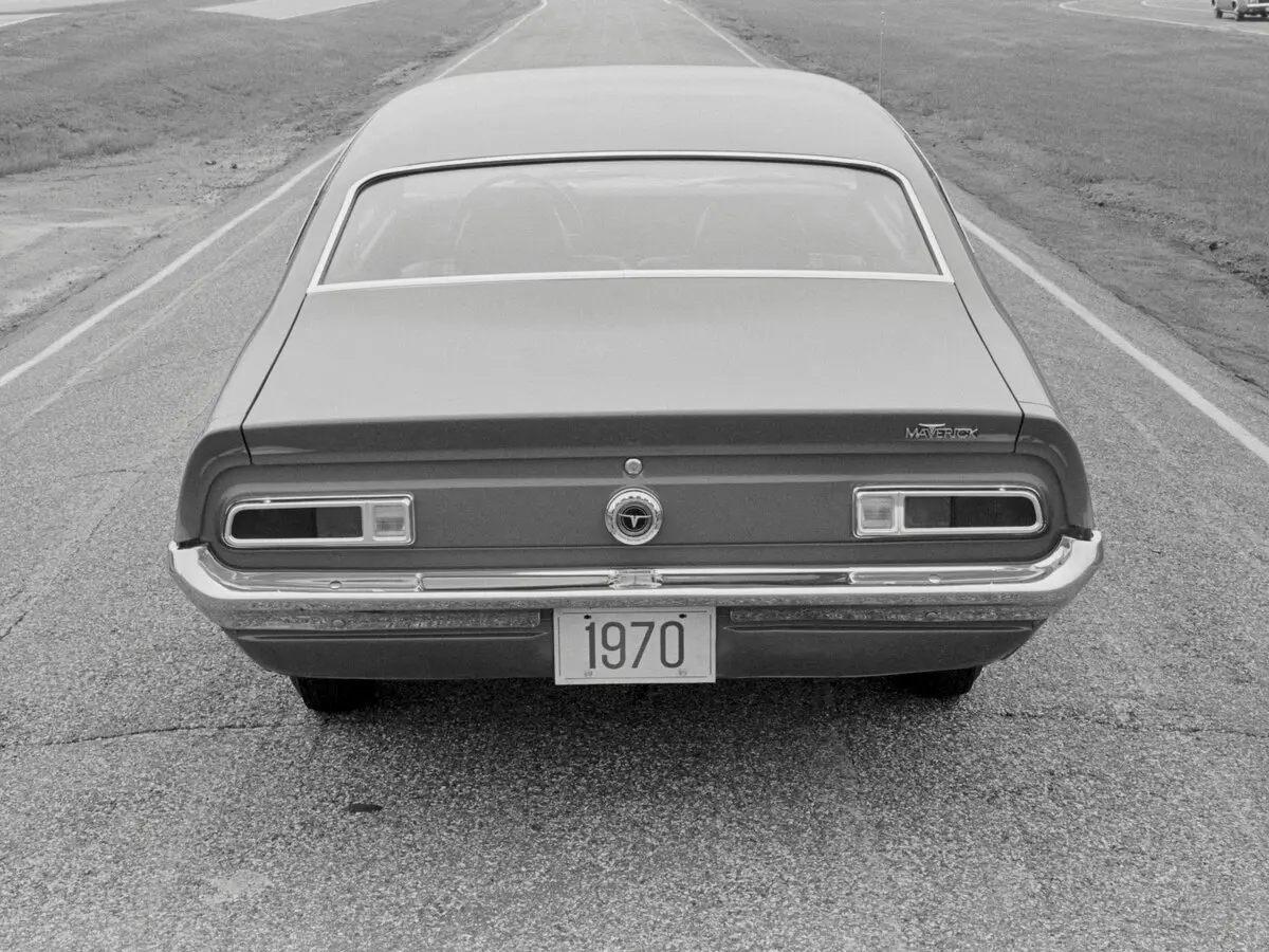 Ford Maverick I Седан 2 дв. — photo 3