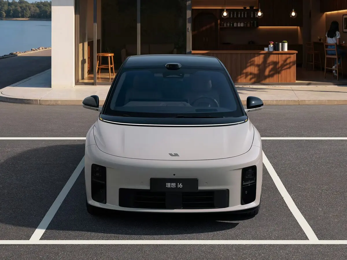 Li Auto (Lixiang) i6 2025 – н.в. Внедорожник 5 дв. — сүрөт 3