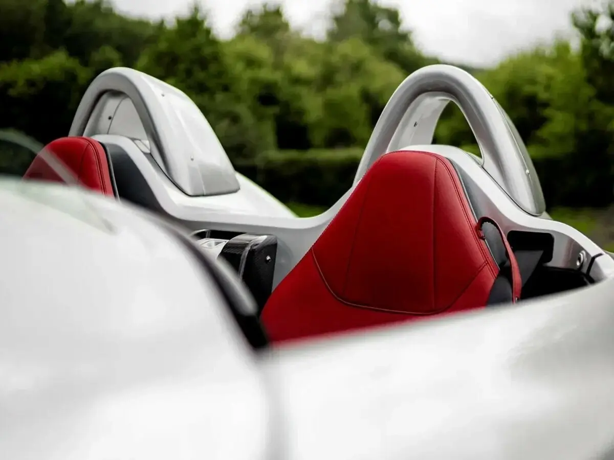 Mercedes-Benz SLR McLaren 2003 – 2009 Спидстер Stirling Moss — сүрөт 14