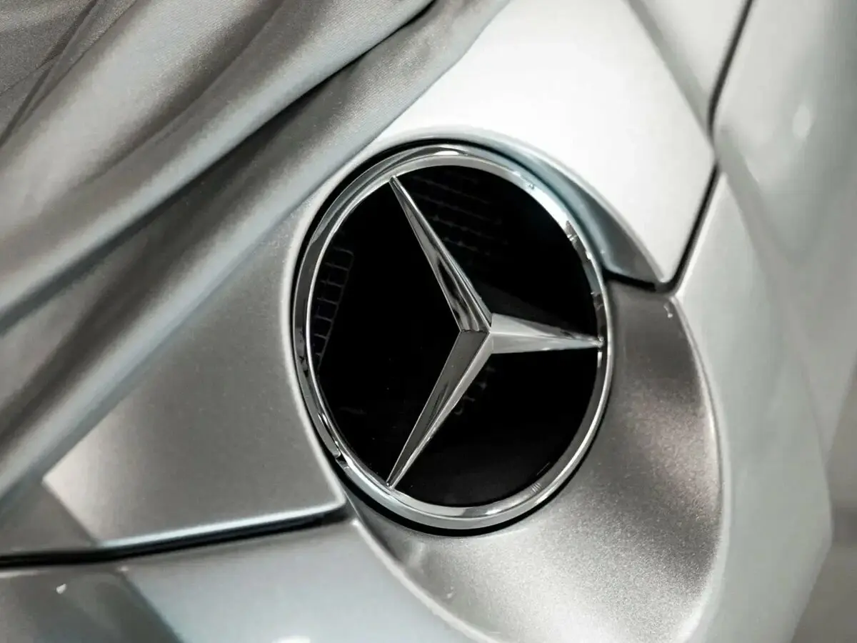Mercedes-Benz SLR McLaren 2003 – 2009 Спидстер Stirling Moss — сүрөт 15