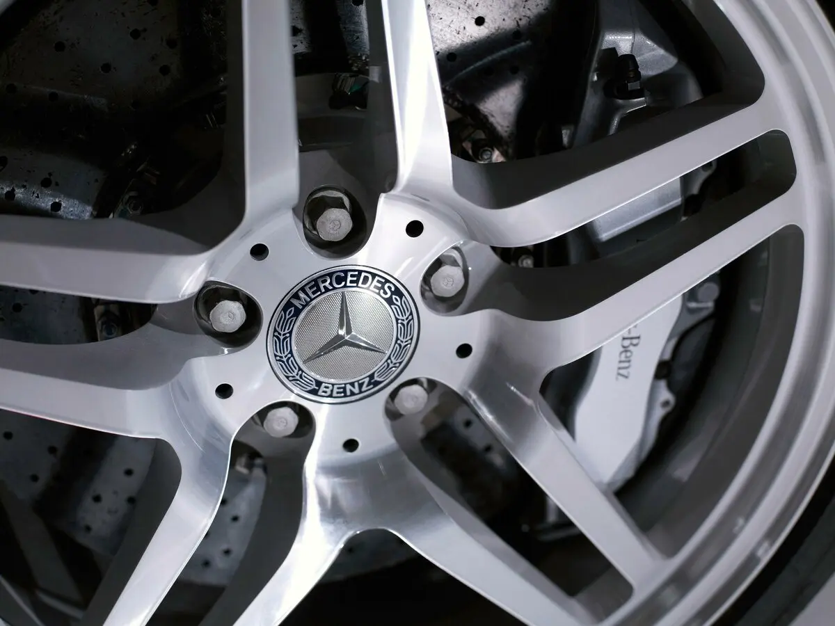 Mercedes-Benz SLR McLaren 2003 – 2009 Спидстер Stirling Moss — сүрөт 16