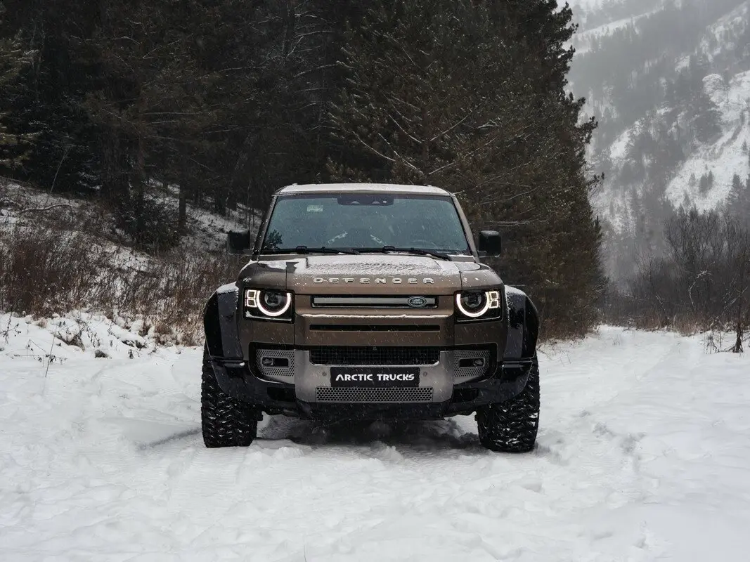Land Rover Defender II Внедорожник 5 дв. Arctic Trucks AT35 — photo 3