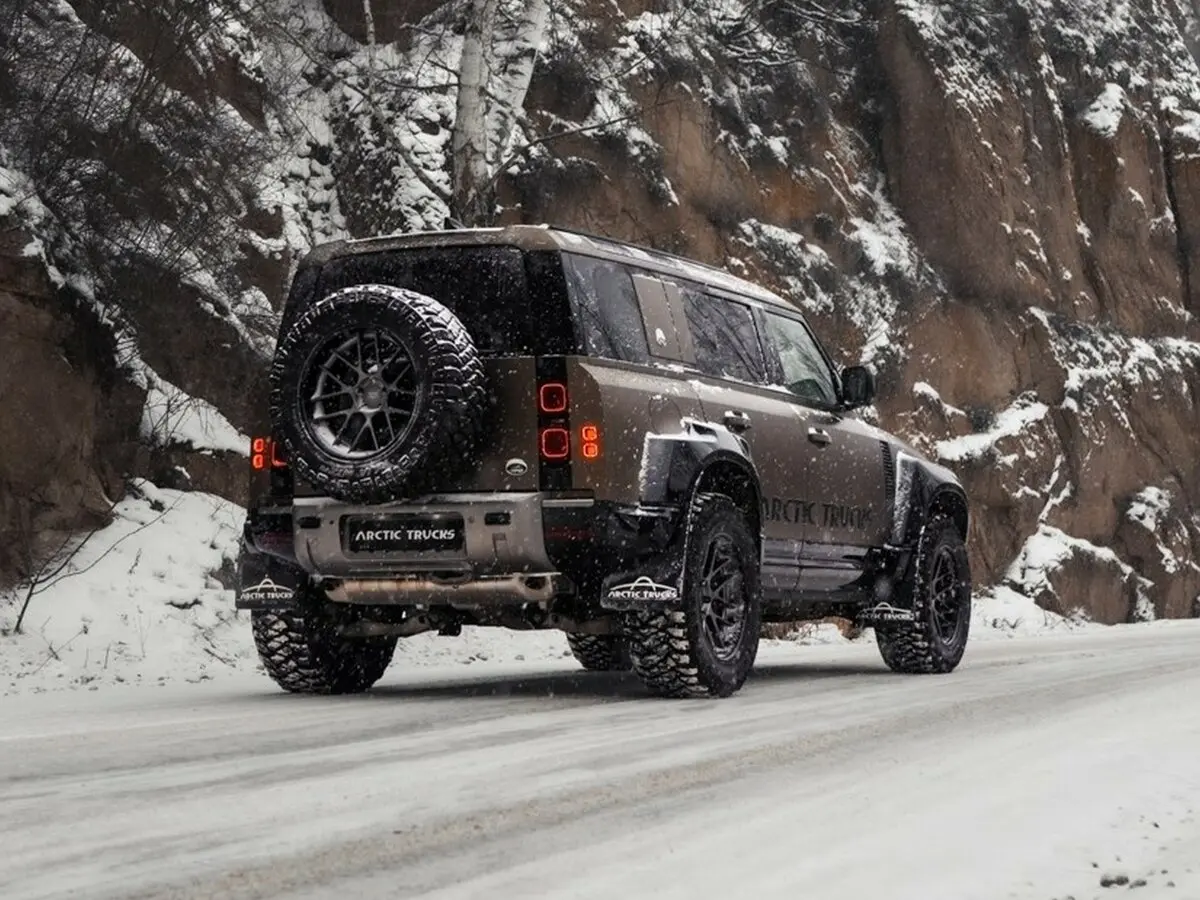 Land Rover Defender II Внедорожник 5 дв. Arctic Trucks AT35 — photo 5