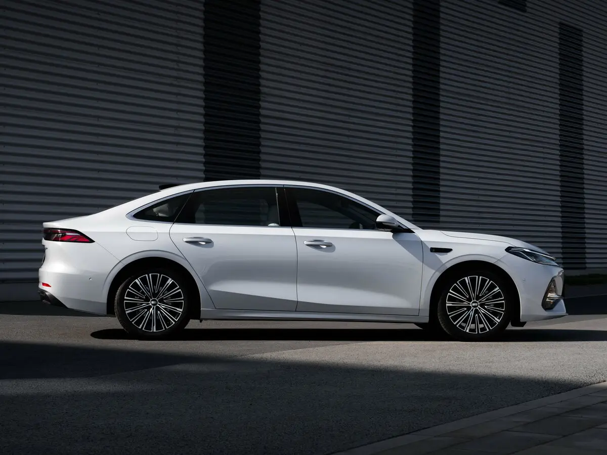 Geely Galaxy A7 2025 – н.в. Седан — сүрөт 2