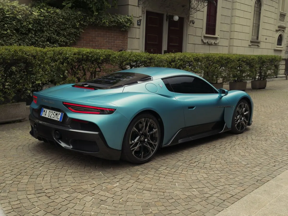 Maserati MCPura 2025 – н.в. Купе — сүрөт 3