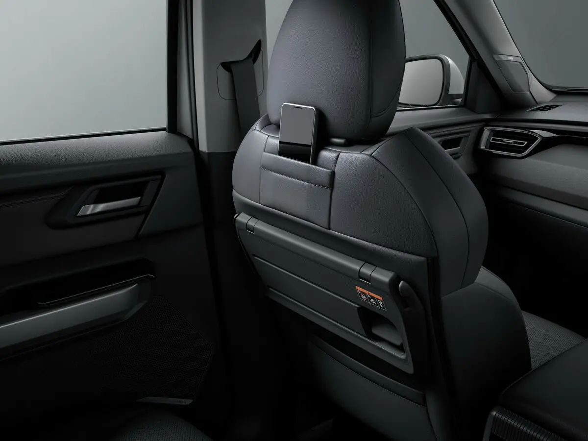 Mitsubishi Destinator 2025 – н.в. Внедорожник 5 дв. — сүрөт 16