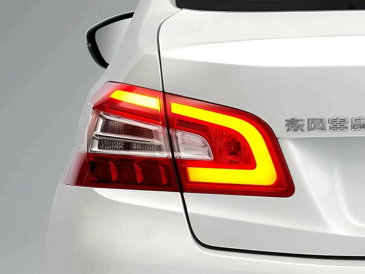 Dongfeng Fukang ES600 2022 – н.в. Седан — сүрөт 11