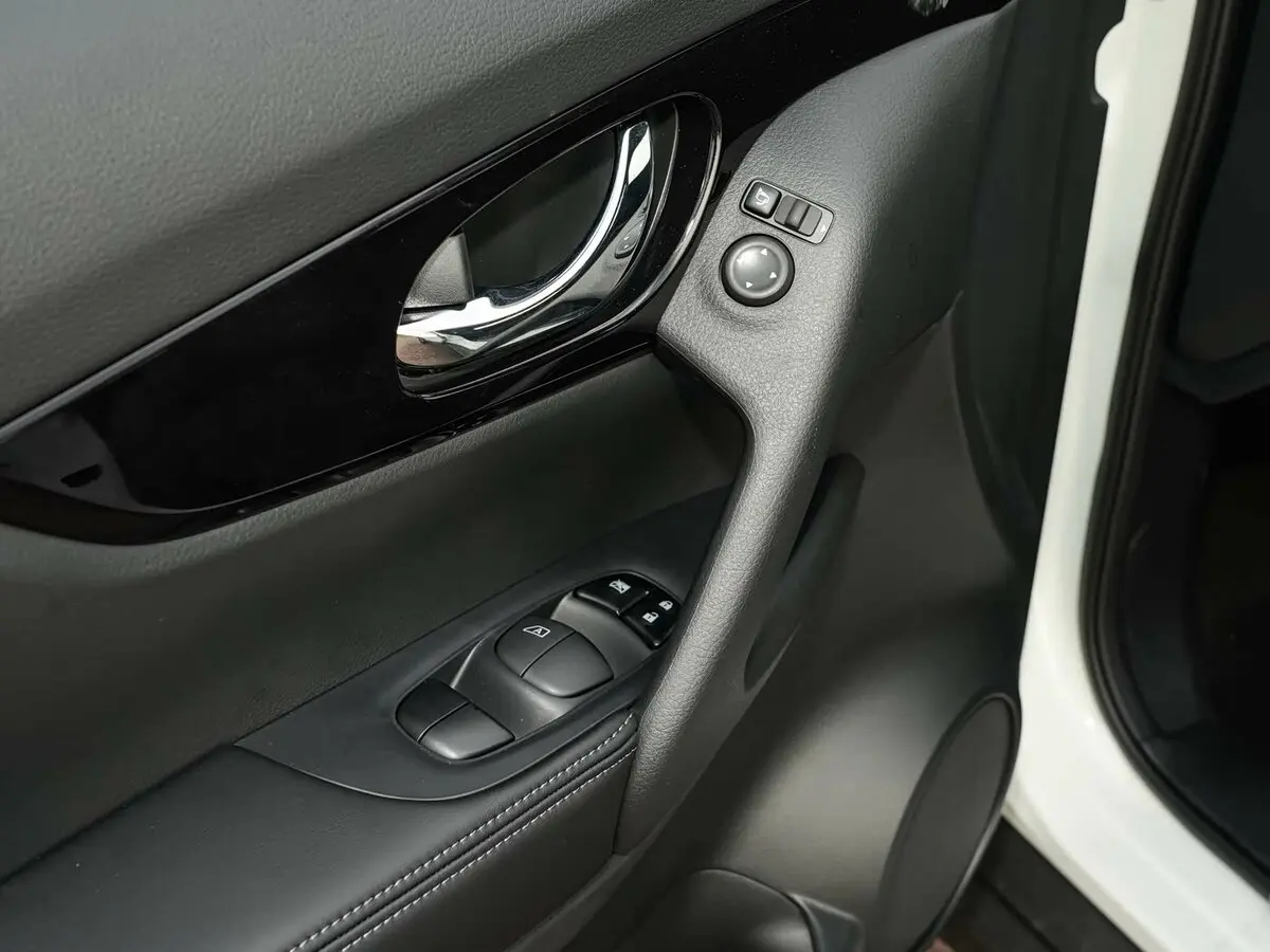 Nissan X-Trail III Рестайлинг 2 Внедорожник 5 дв. — фото 10