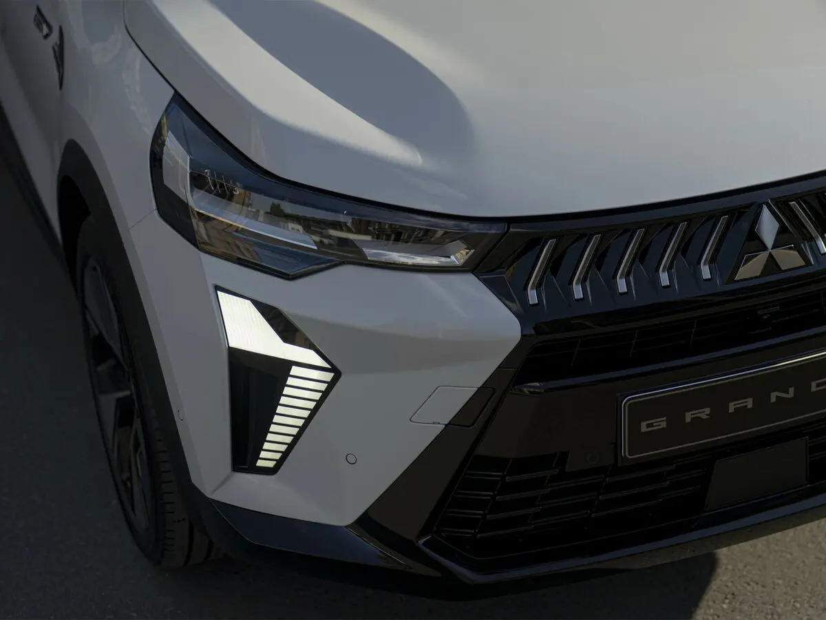 Mitsubishi Grandis II Внедорожник 5 дв. — сүрөт 9
