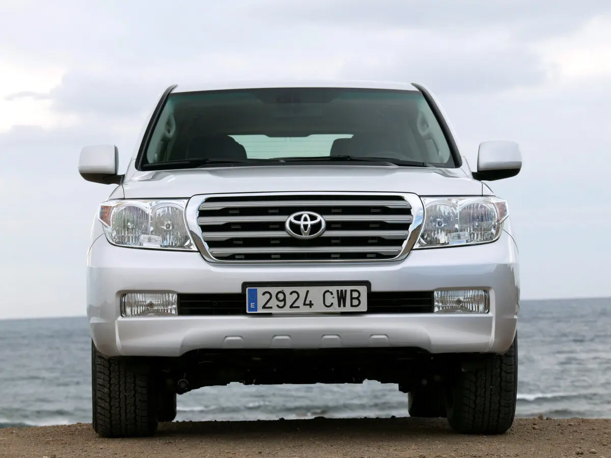 Toyota Land Cruiser 200 Series Внедорожник 5 дв. — фото 3