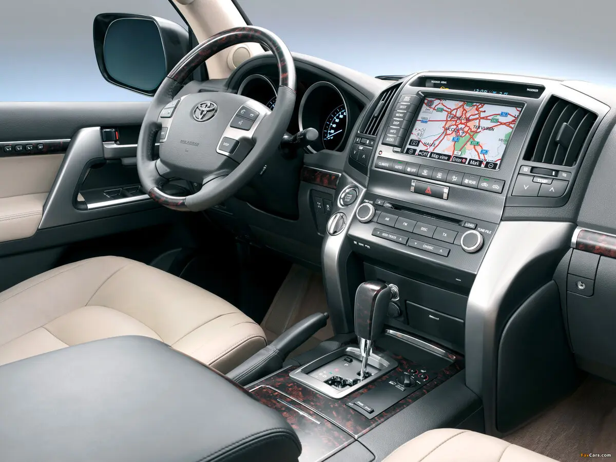 Toyota Land Cruiser 200 Series Внедорожник 5 дв. — фото 7