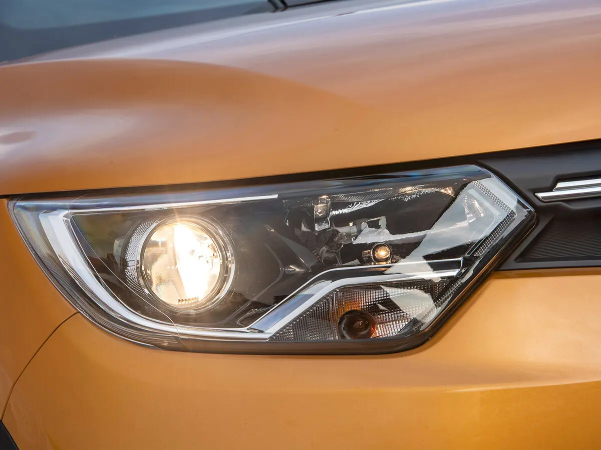 Renault Triber I Микровэн — 照片 13