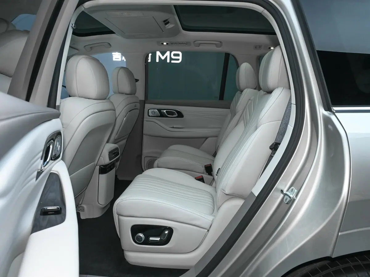 Geely Galaxy M9 2025 – н.в. Внедорожник 5 дв. — photo 10
