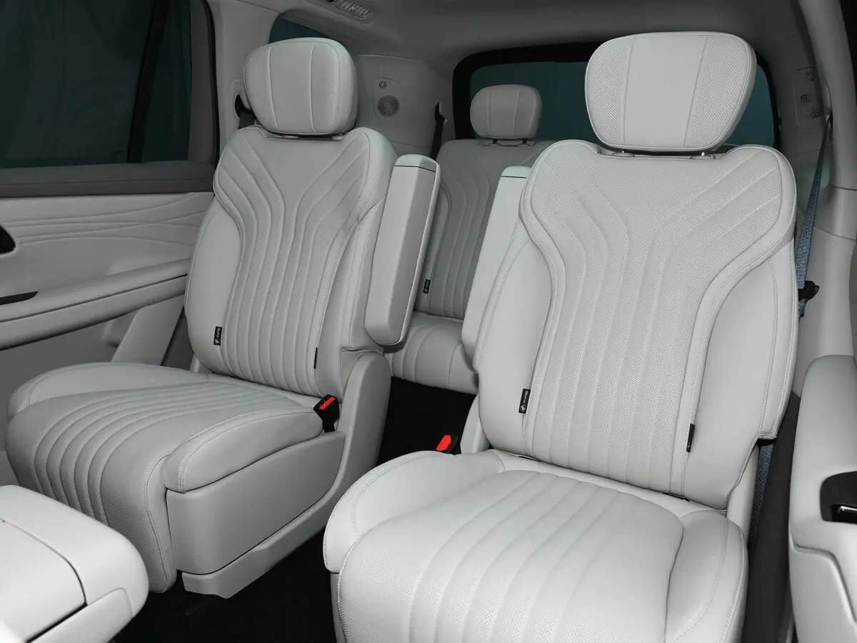 Geely Galaxy M9 2025 – н.в. Внедорожник 5 дв. — photo 11