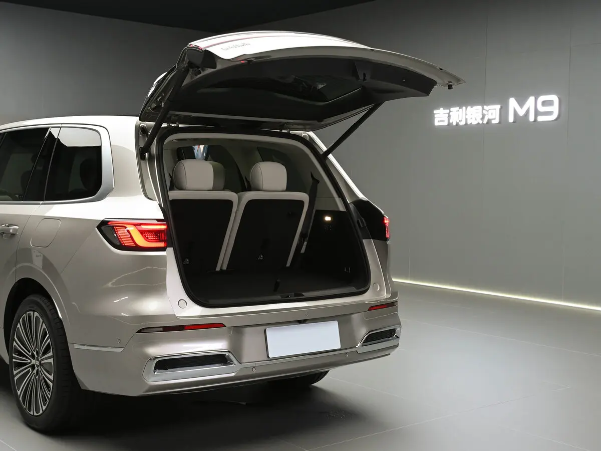 Geely Galaxy M9 2025 – н.в. Внедорожник 5 дв. — photo 14