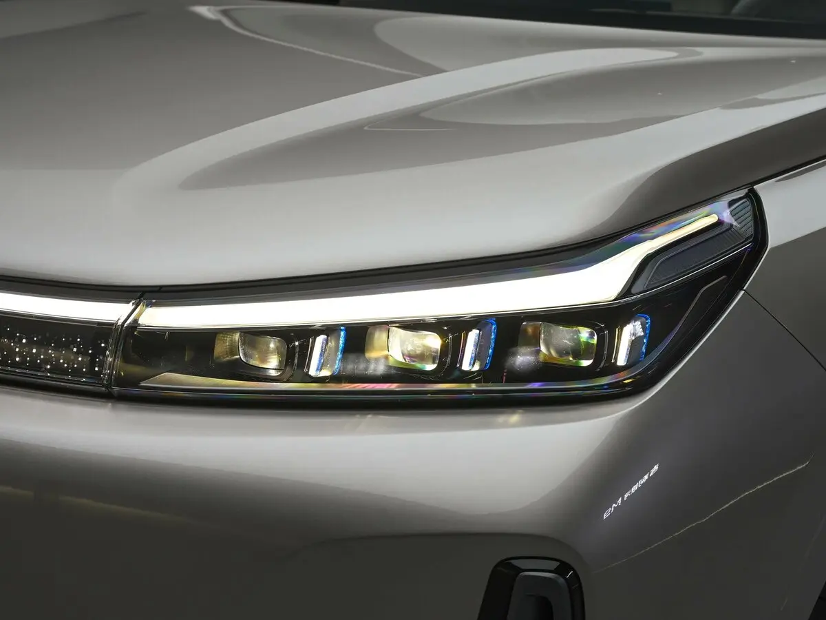 Geely Galaxy M9 2025 – н.в. Внедорожник 5 дв. — photo 16