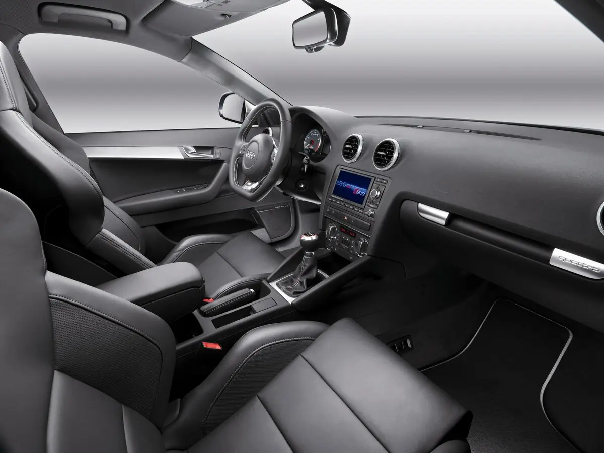 Audi S3 II (8P) Рестайлинг Хэтчбек 5 дв. — сүрөт 7