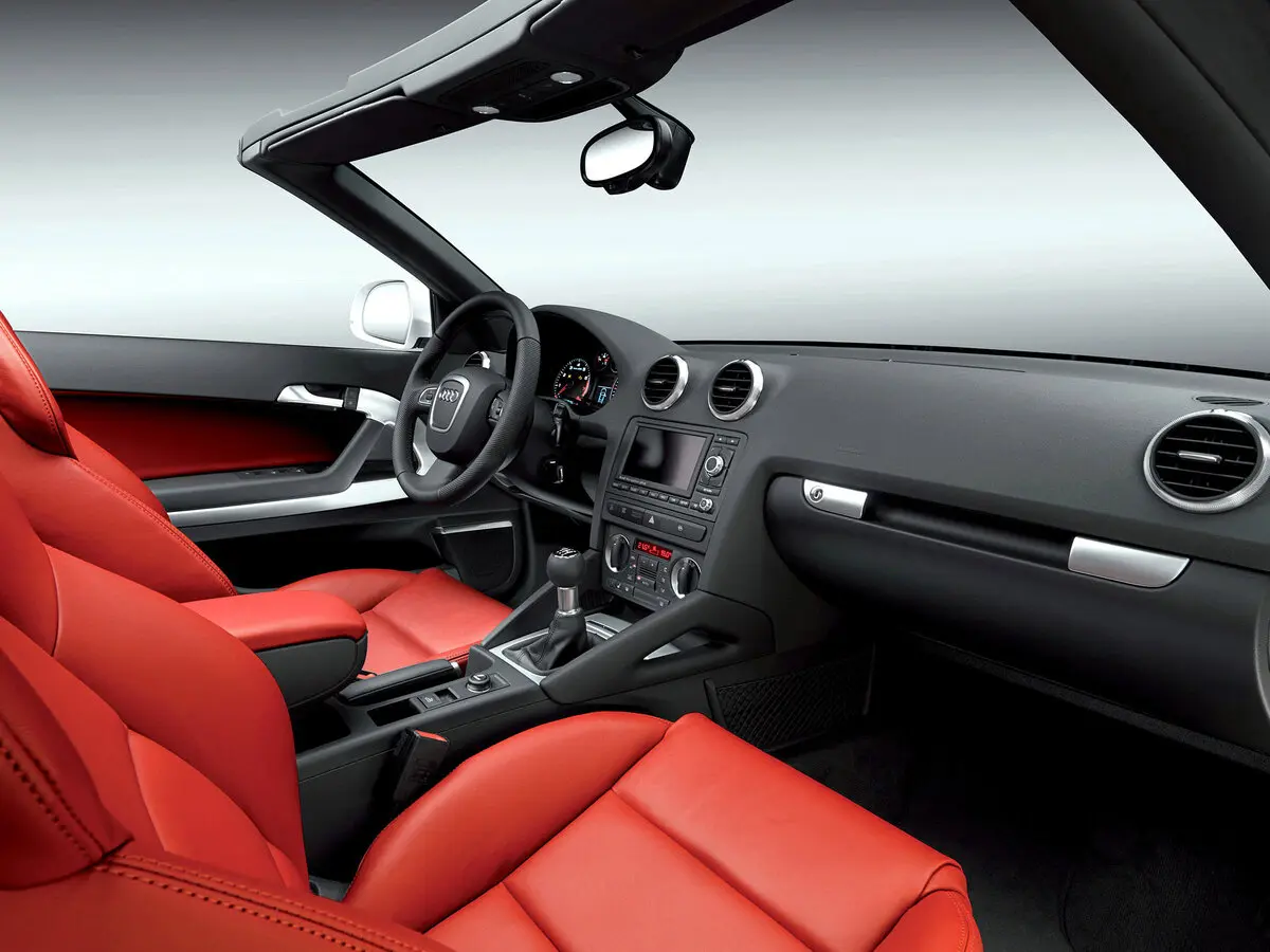 Audi A3 II (8P) Рестайлинг 2 Кабриолет — 照片 7