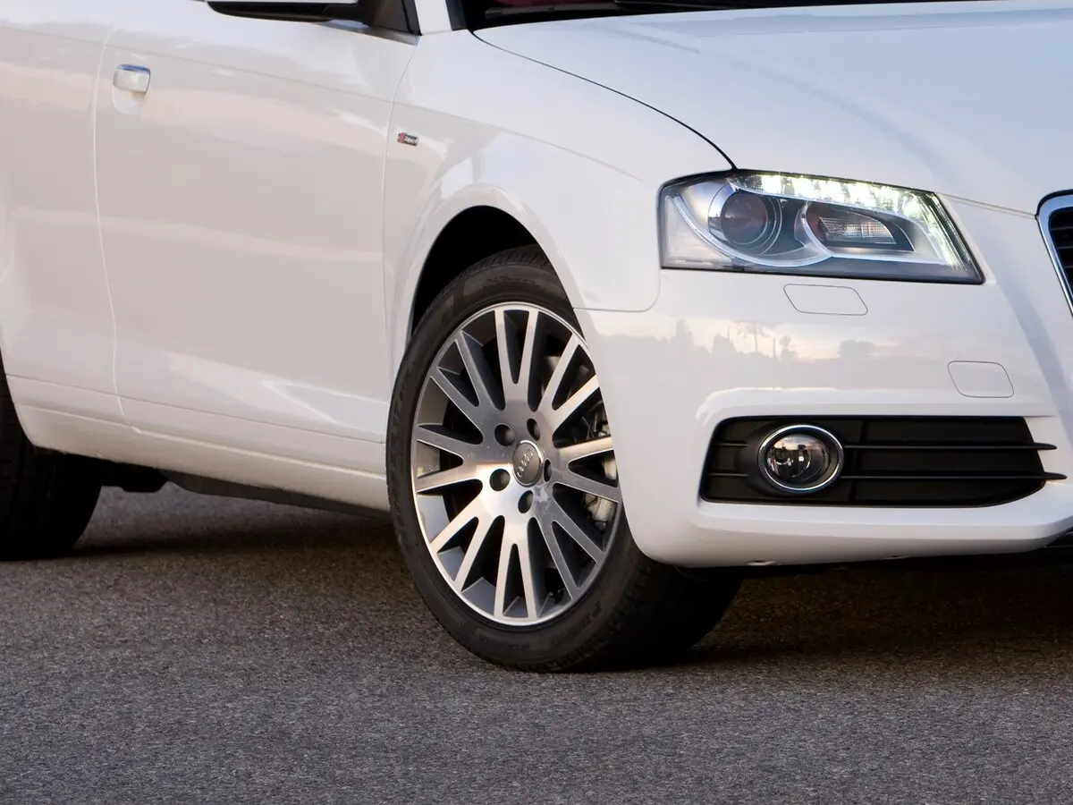 Audi A3 II (8P) Рестайлинг 2 Кабриолет — 照片 16