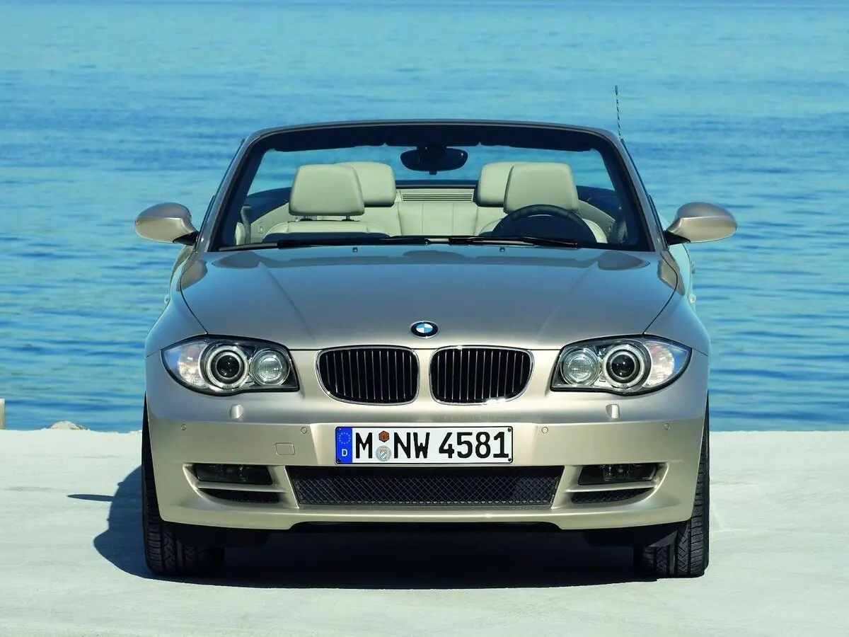 BMW 1 серии I (E81/E82/E87/E88) Рестайлинг Кабриолет — photo 3