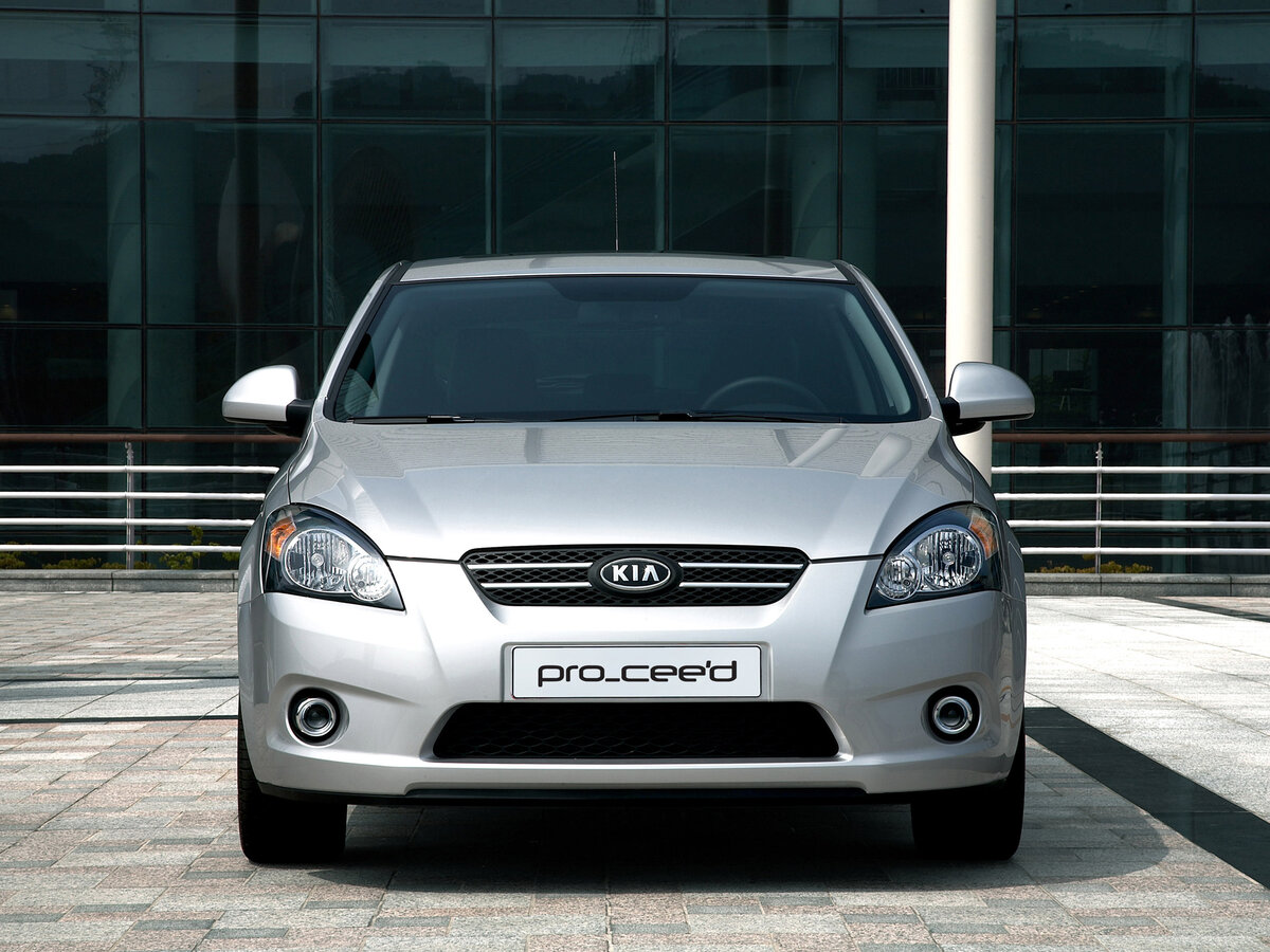 Kia Ceed I Хэтчбек 3 дв. — фото 3