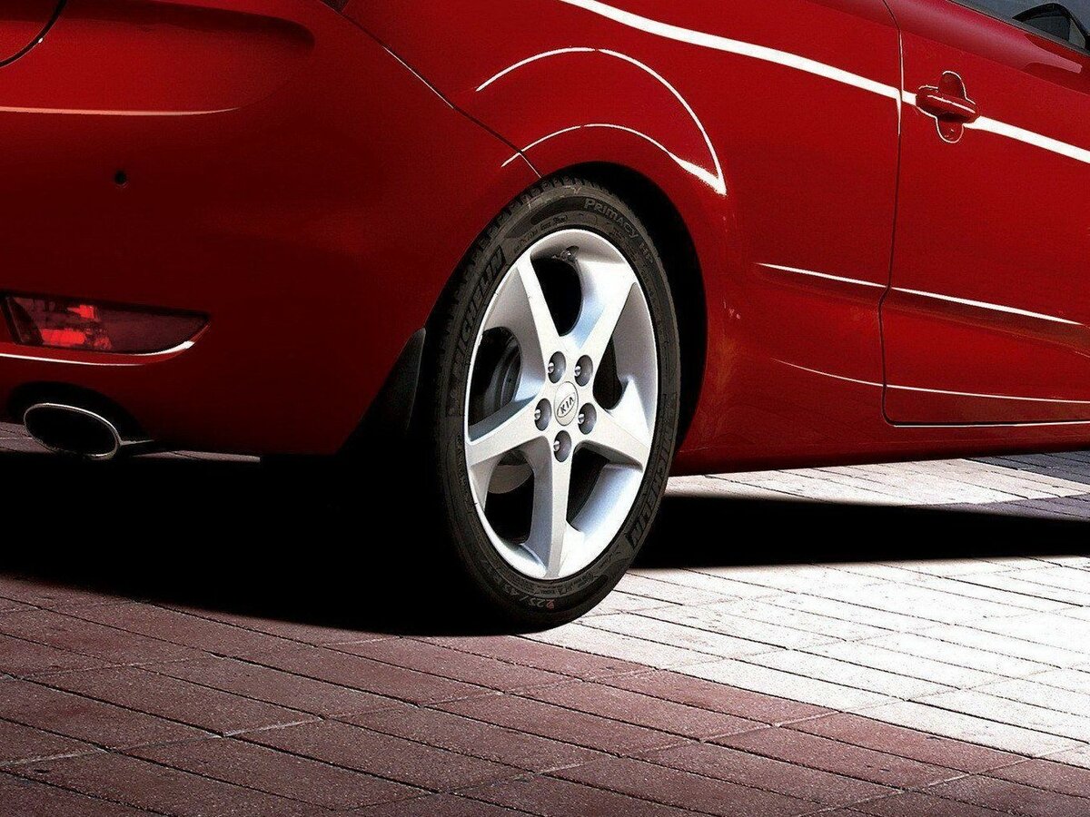 Kia Ceed I Хэтчбек 3 дв. — фото 16