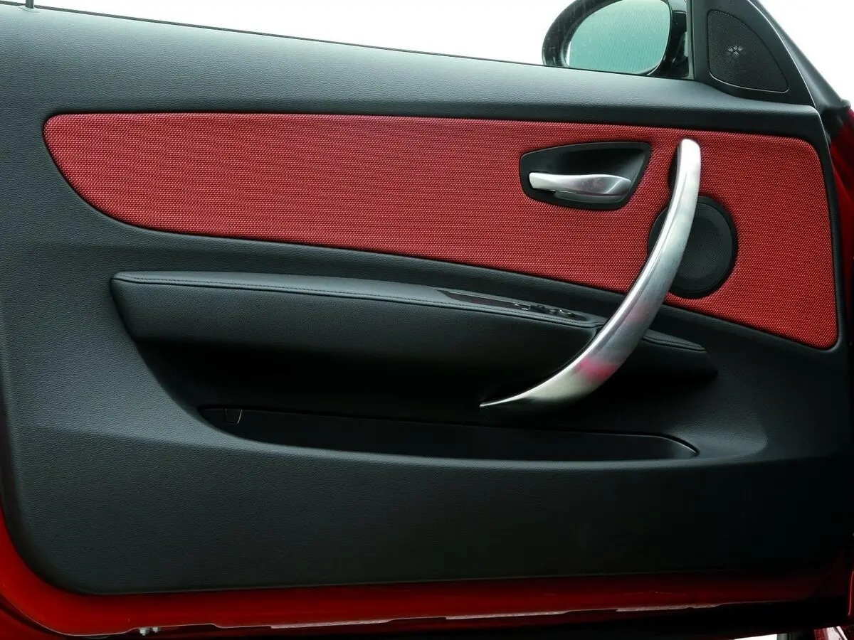 BMW 1 серии I (E81/E82/E87/E88) Рестайлинг Купе — сүрөт 12