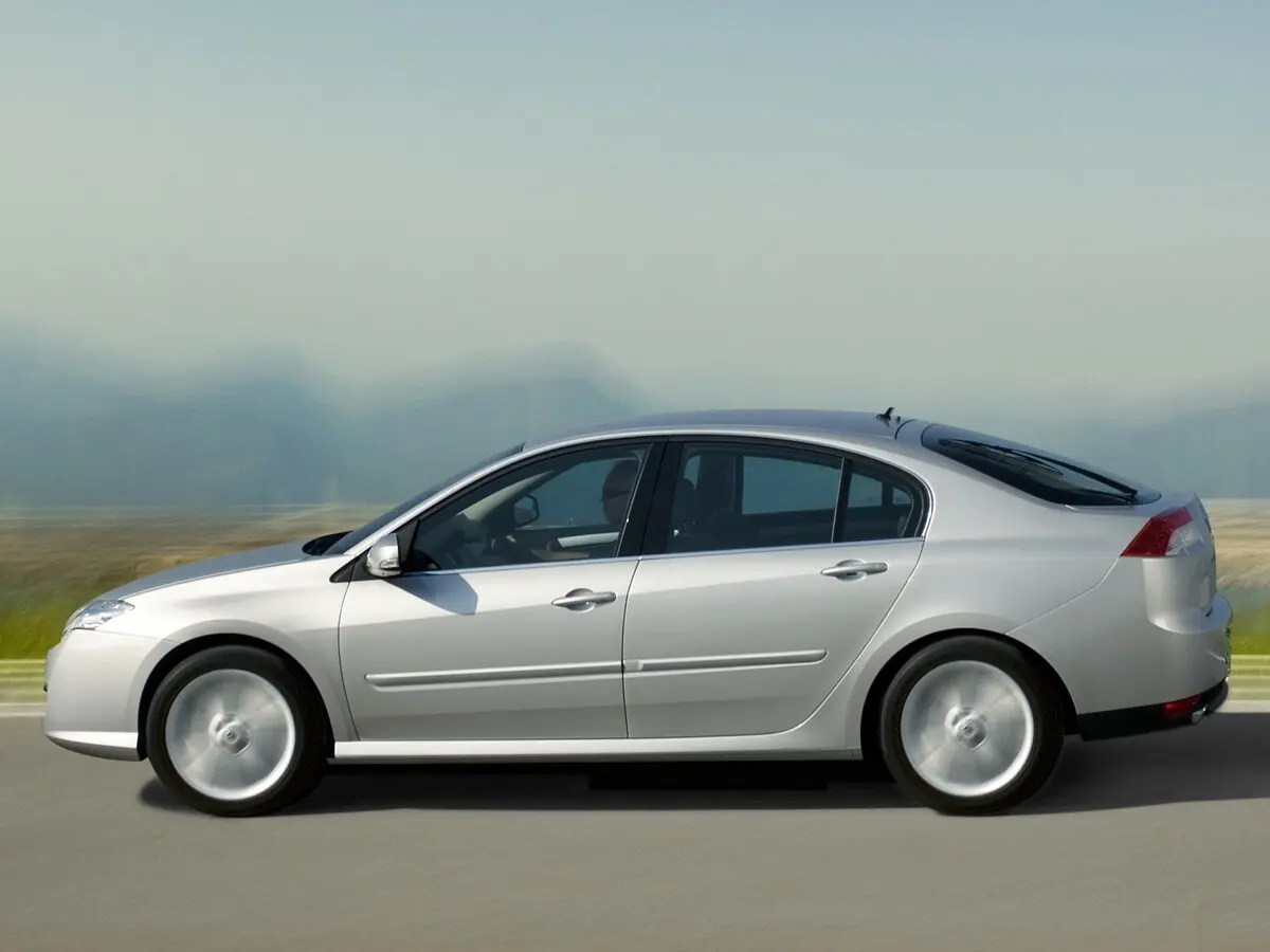 Renault Laguna III Лифтбек — сүрөт 2