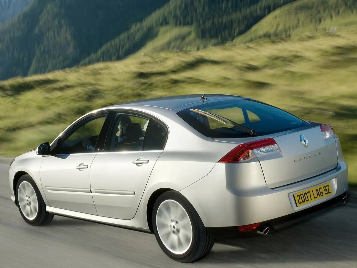 Renault Laguna III Лифтбек — сүрөт 4