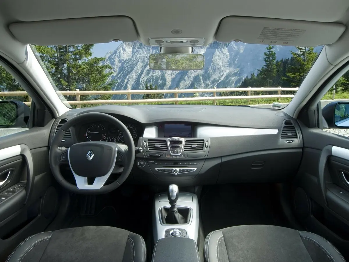Renault Laguna III Универсал 5 дв. — сүрөт 6