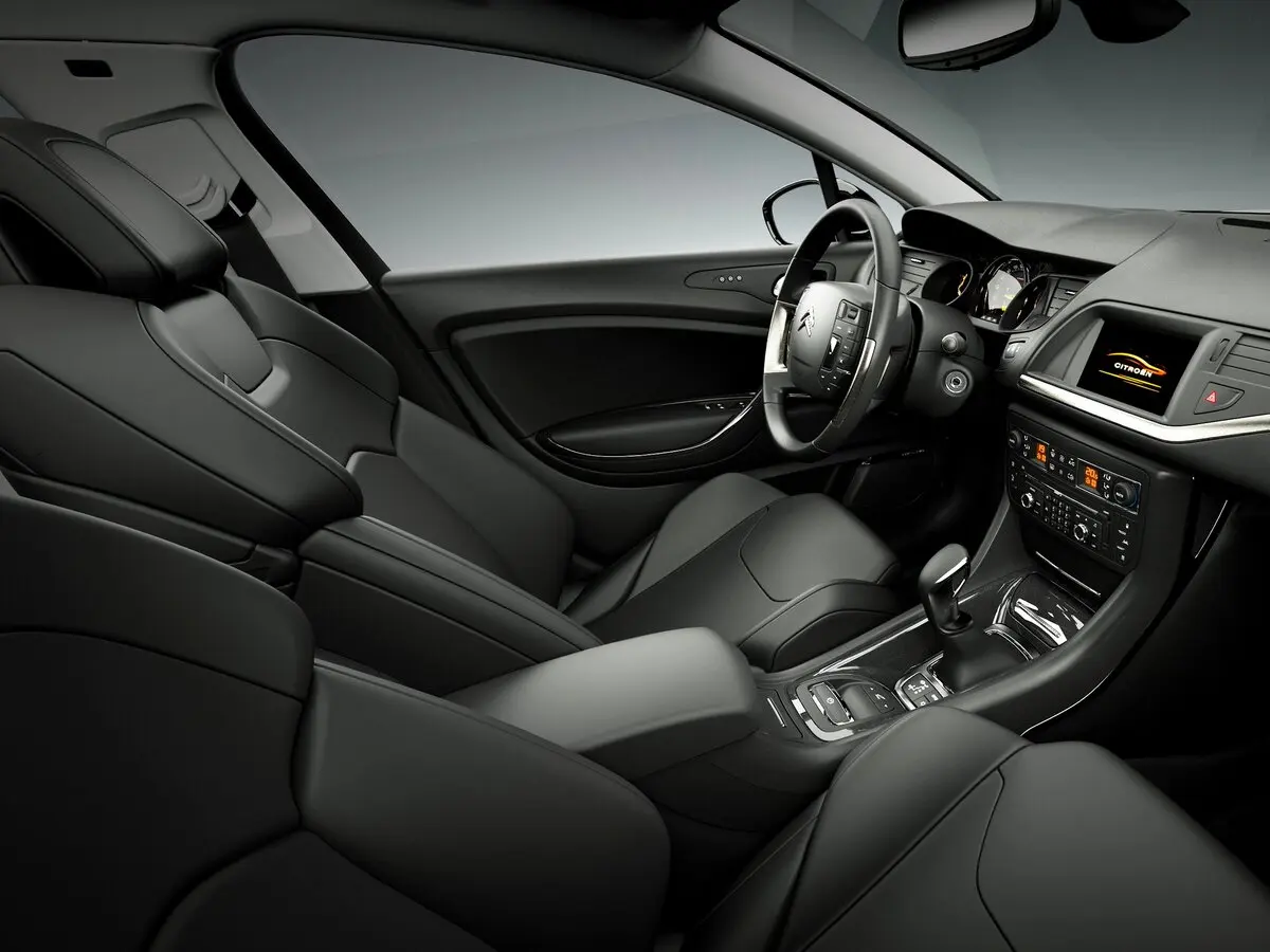 Citroen C5 II Седан — photo 8