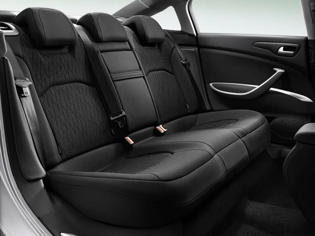 Citroen C5 II Седан — photo 11