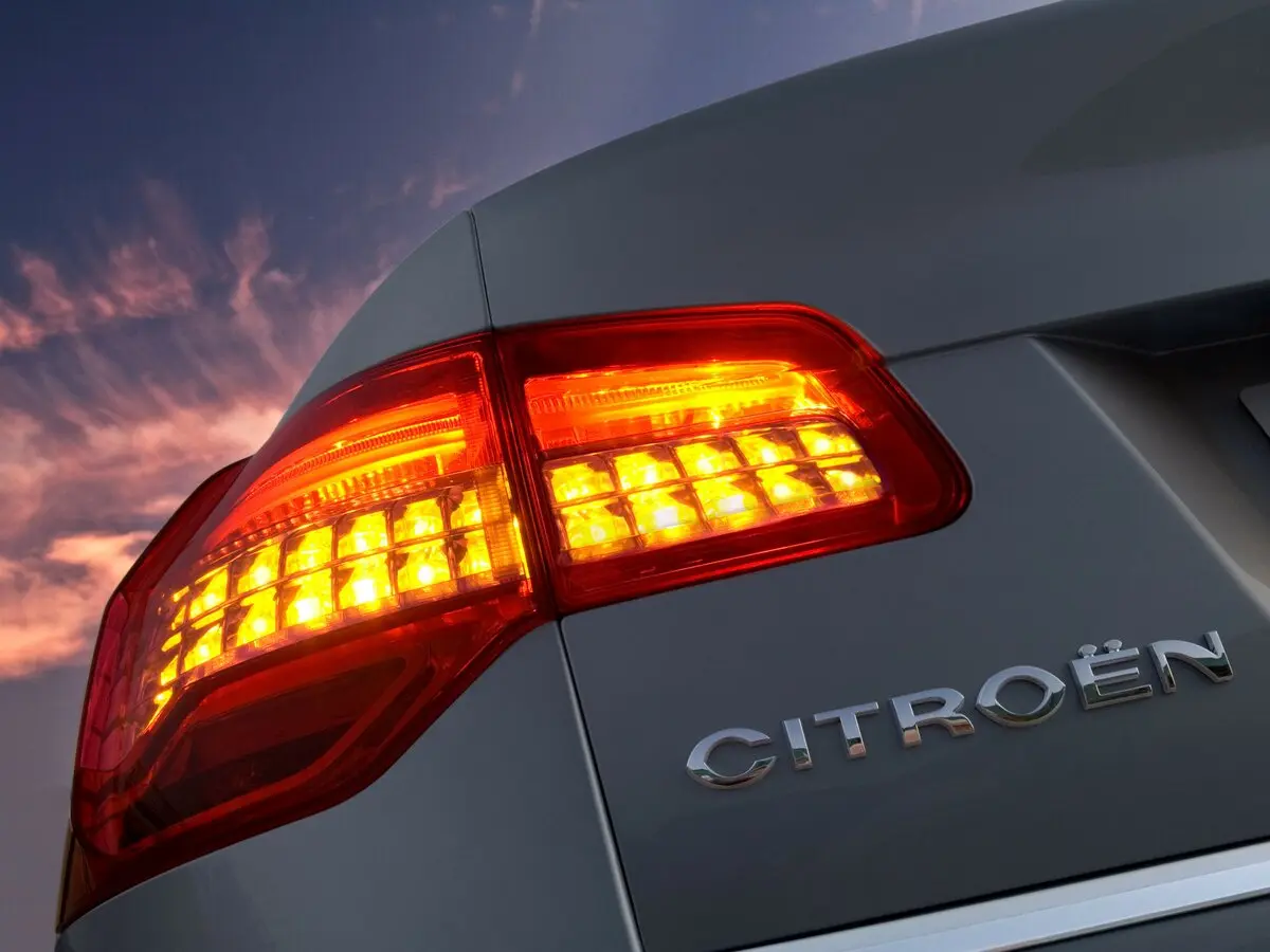 Citroen C5 II Седан — photo 16