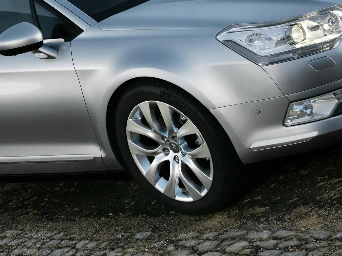 Citroen C5 II Седан — photo 19
