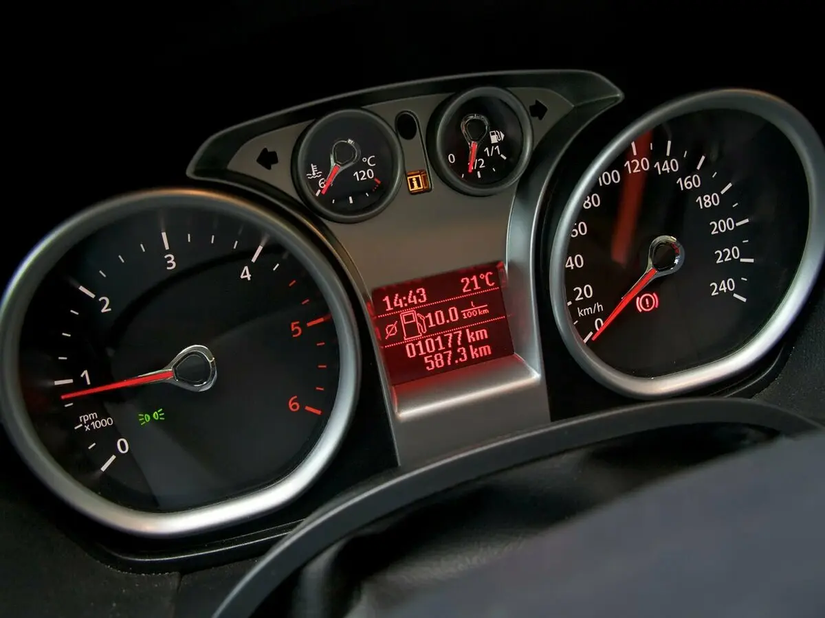 Ford Kuga I Внедорожник 5 дв. — сүрөт 9