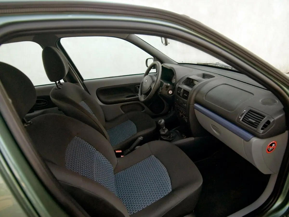 Renault Symbol I Рестайлинг 2 Седан — сүрөт 2
