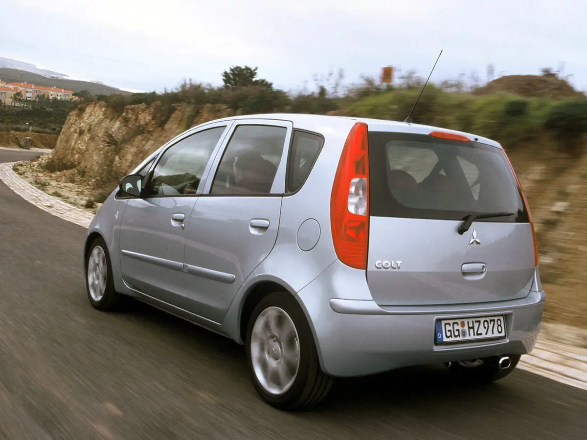 Mitsubishi Colt VI (Z20/Z30) Хэтчбек 5 дв. — сүрөт 6