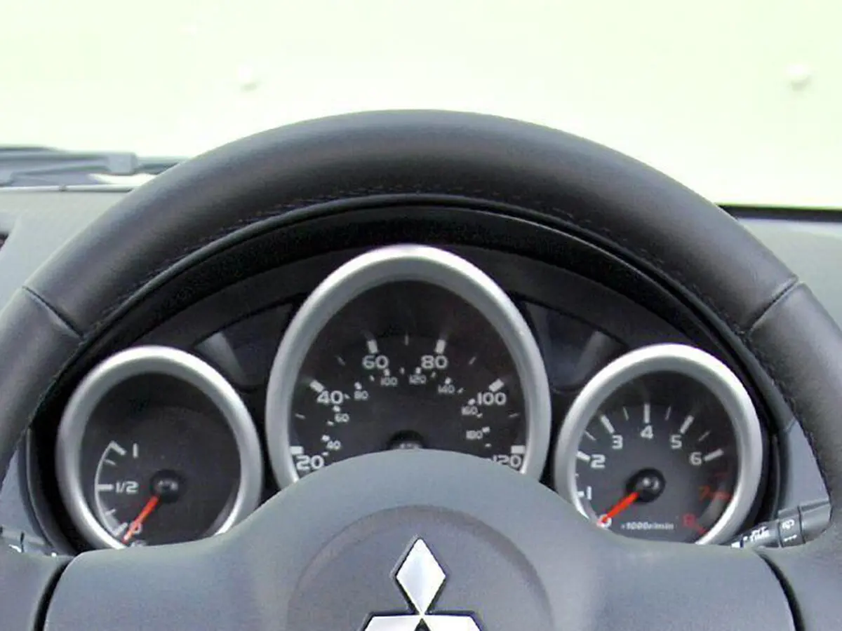 Mitsubishi Colt VI (Z20/Z30) Хэтчбек 5 дв. — сүрөт 9