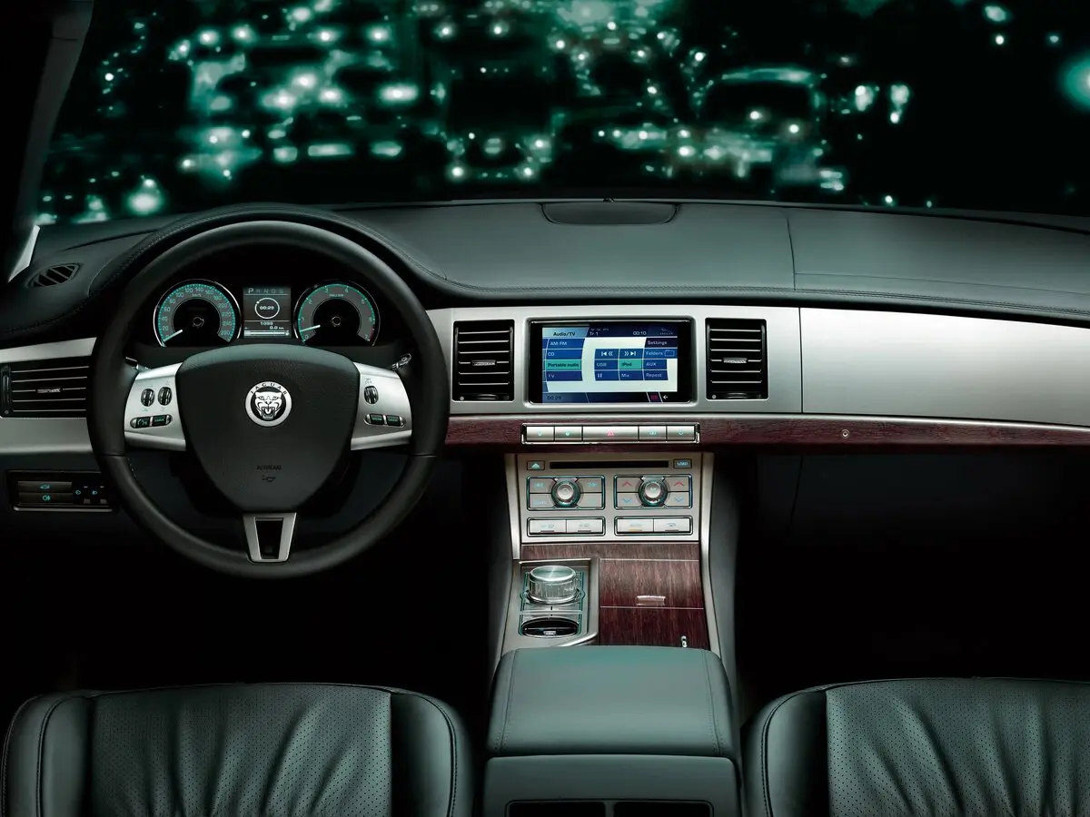 Jaguar XF I Седан — сүрөт 6
