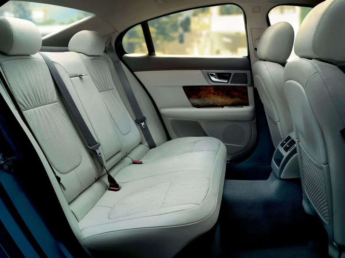 Jaguar XF I Седан — сүрөт 10