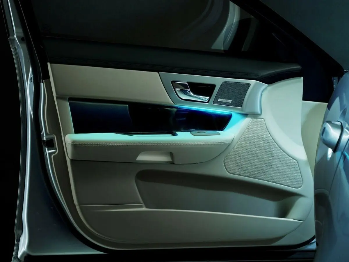 Jaguar XF I Седан — сүрөт 11