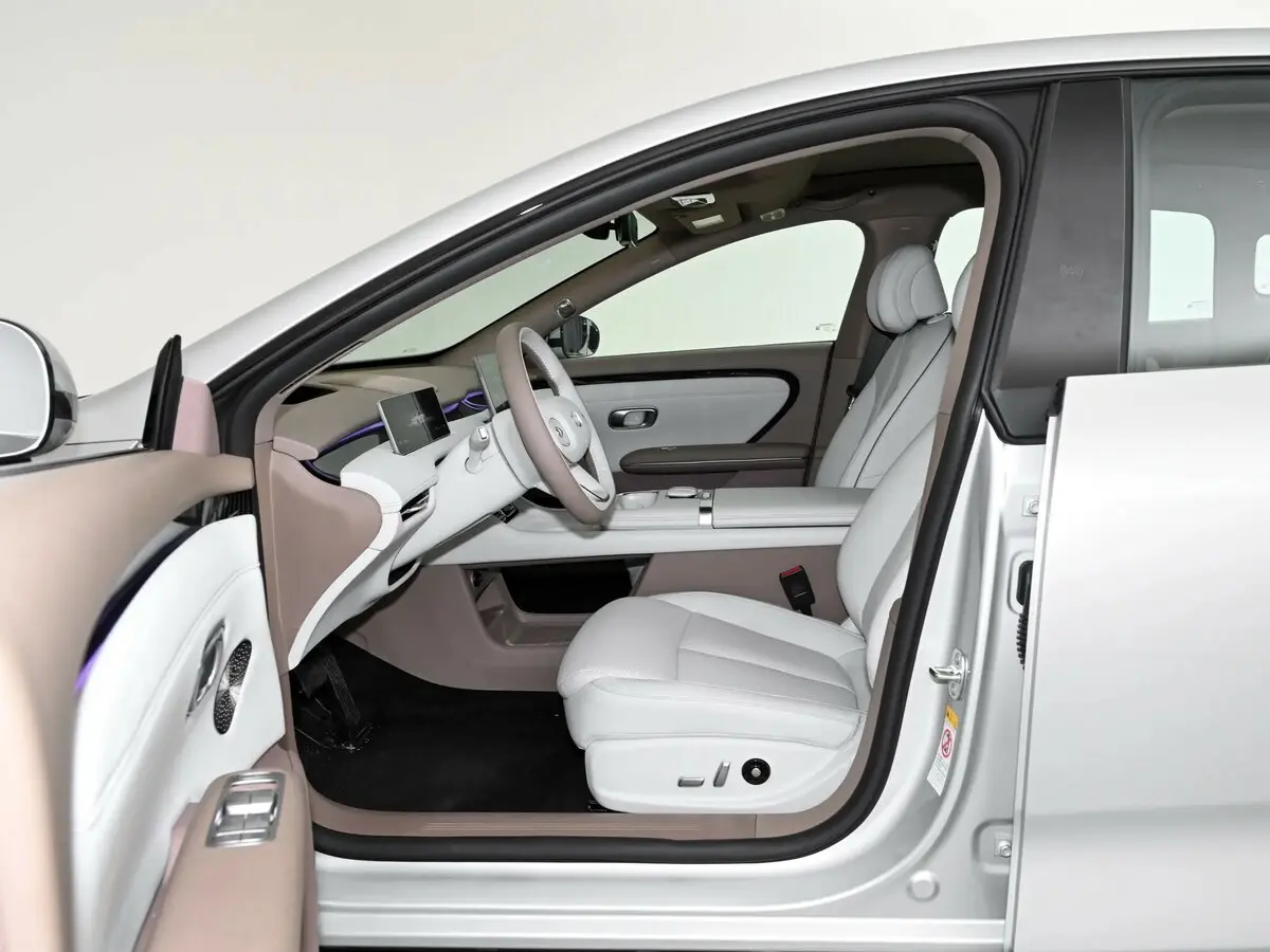 Changan Qiyuan A06 2023 – н.в. Хэтчбек 5 дв. — photo 7