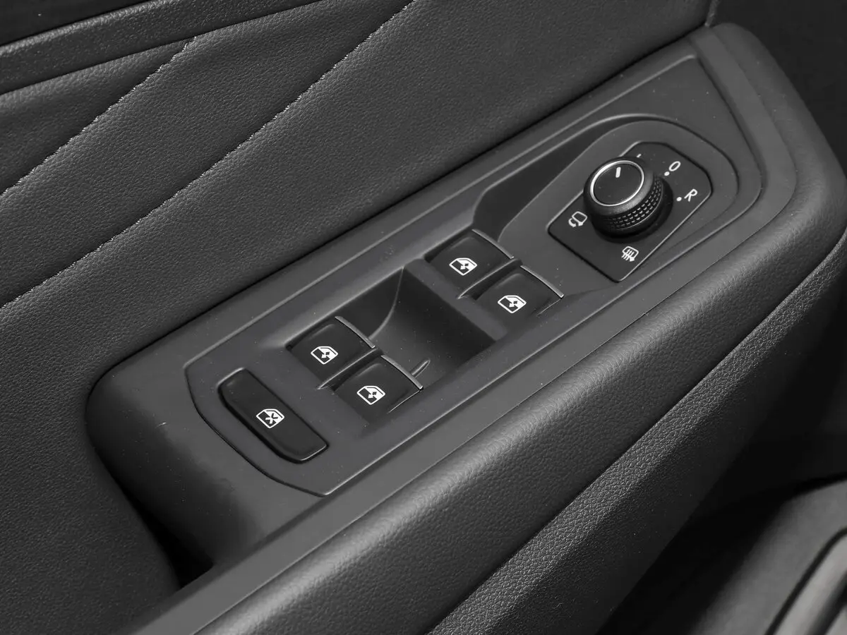 Volkswagen Talagon I Рестайлинг Внедорожник 5 дв. — сүрөт 10