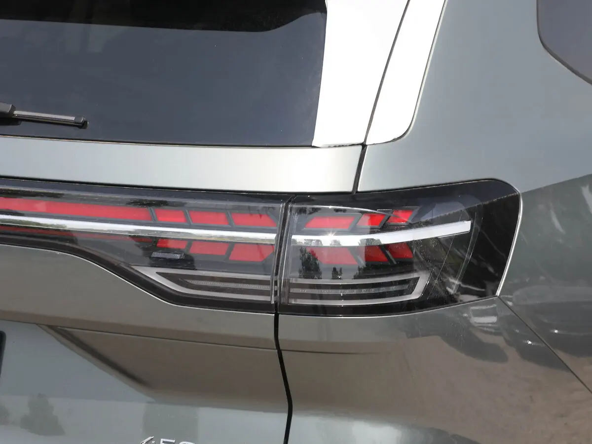 Volkswagen Talagon I Рестайлинг Внедорожник 5 дв. — сүрөт 14