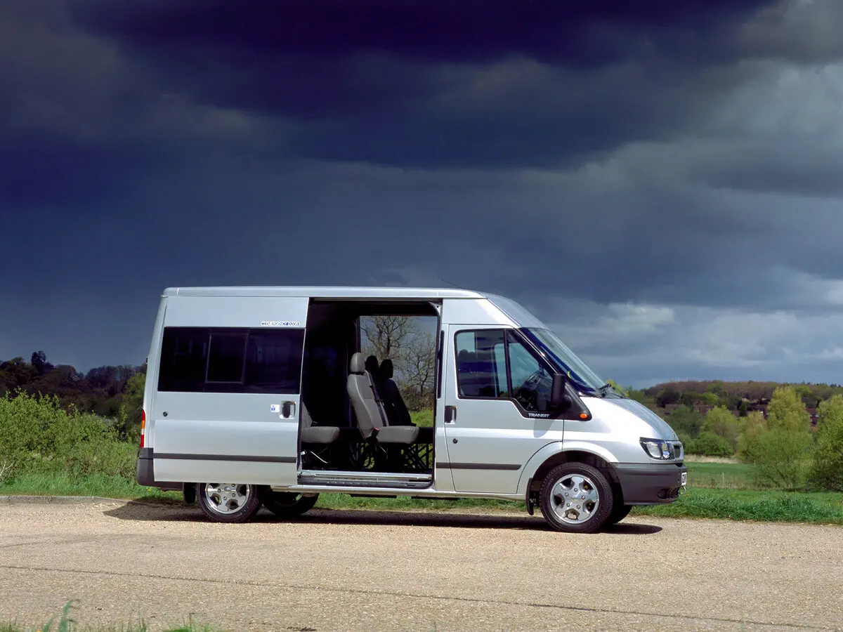Ford Transit V Минивэн — сүрөт 2