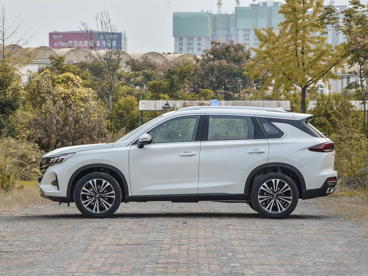 GAC Trumpchi GS5 II Внедорожник 5 дв. — фото 3